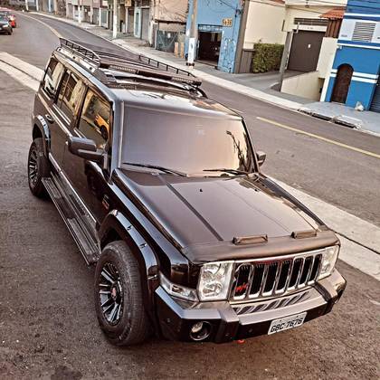 JEEP COMMANDER 5.7 LIMITED HEMI 4X4 V8 16V GASOLINA 4P AUTOMÁTICO JEEP COMMANDER 5.7 LIMITED HEMI 4X4 V8 16V GASOLINA 4P AUTOMÁTICO